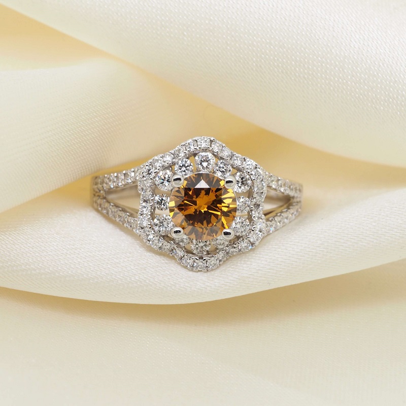 Felix Yang on Instagram: “10 carat Fancy vivid yellow diamond ring .  VX:5269366 #LuxuryJewelry #MyLoveAffair… | Yellow diamond rings, Yellow  diamond, Luxury jewelry
