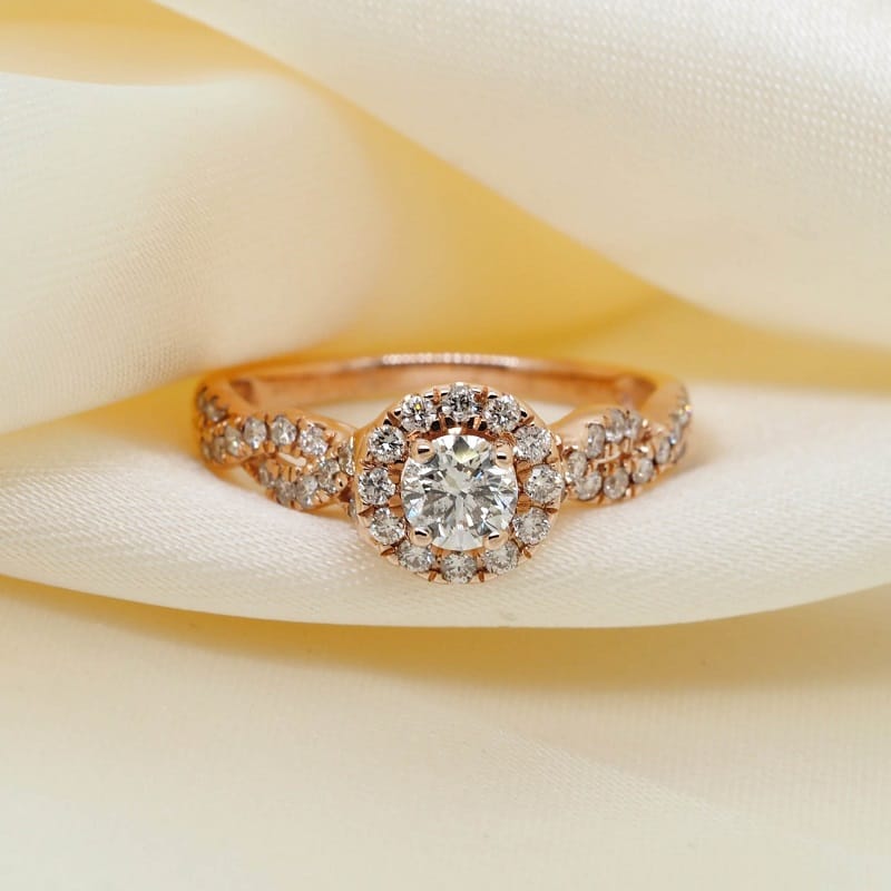0.95 ct tw Round Diamond Halo in 14K Rose Gold Swirl Engagement Ring