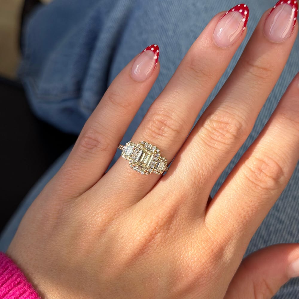 18K YG 1.71CT EMERALD 0.51CTW EMERALDS .465CTW