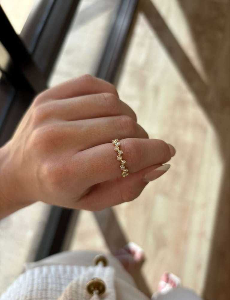 18k wg dia band