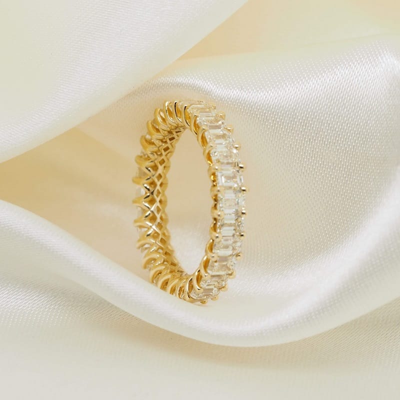 4.19 ct Emerald Cut Diamond Full Circle Eternity 18K Yellow Gold Band