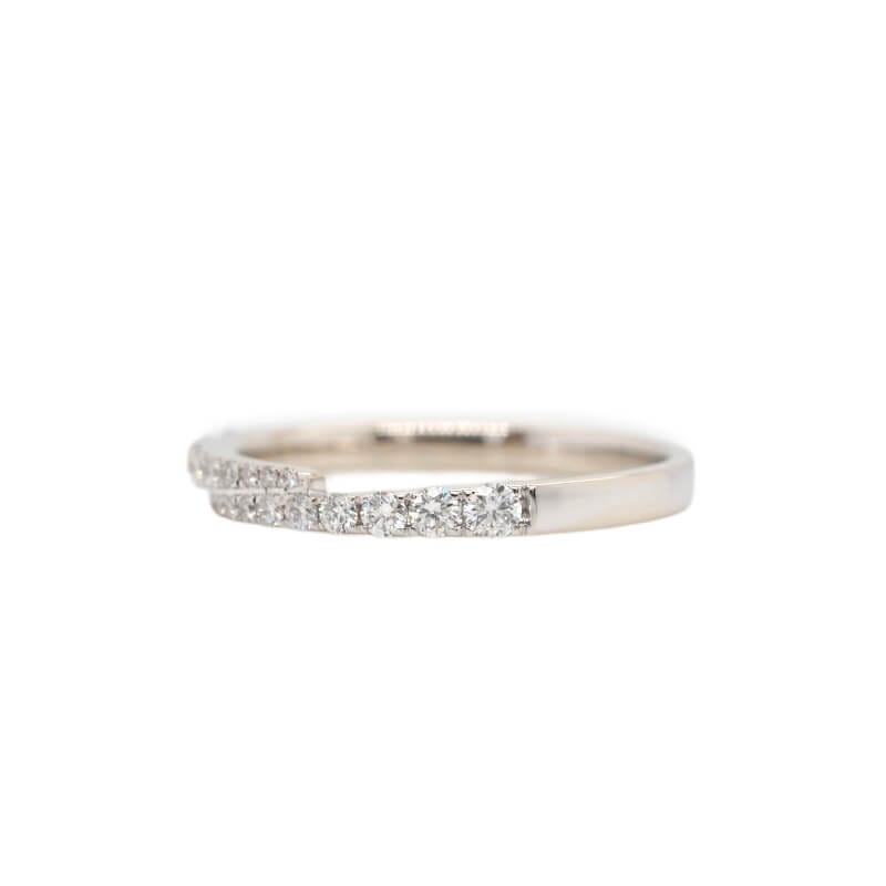 Converging Diamond Band in 14-Karat White Gold