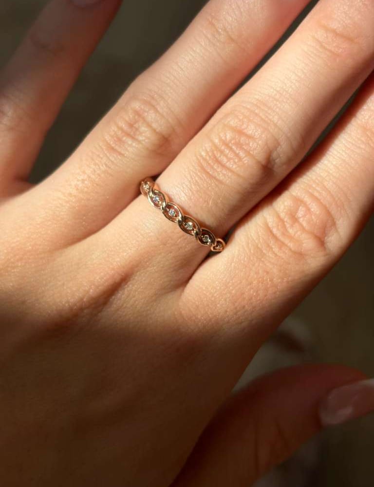 10krg Diamond Band D-0.08cttw 1.8GR SZ-7.5