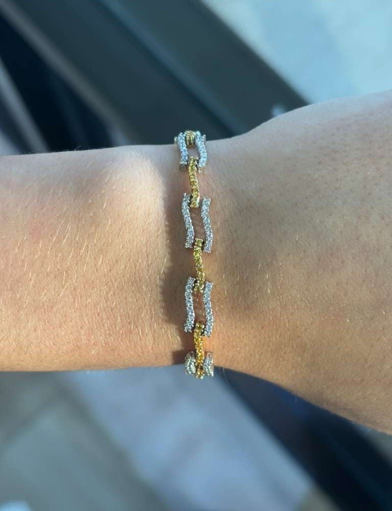 18kwyg Natural Diamond / Yellow Sapphires Bracelet apx 2.50cttw 11.3