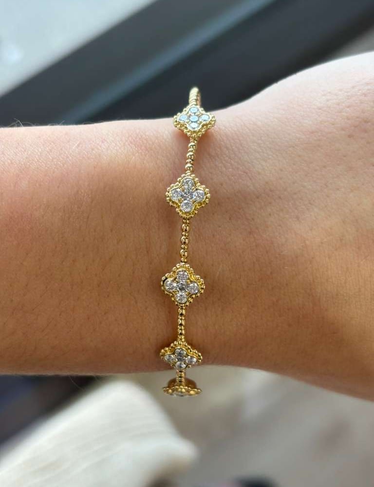 18kyg Diamond Bangle Bracelet 8.24gr 1.0cttw