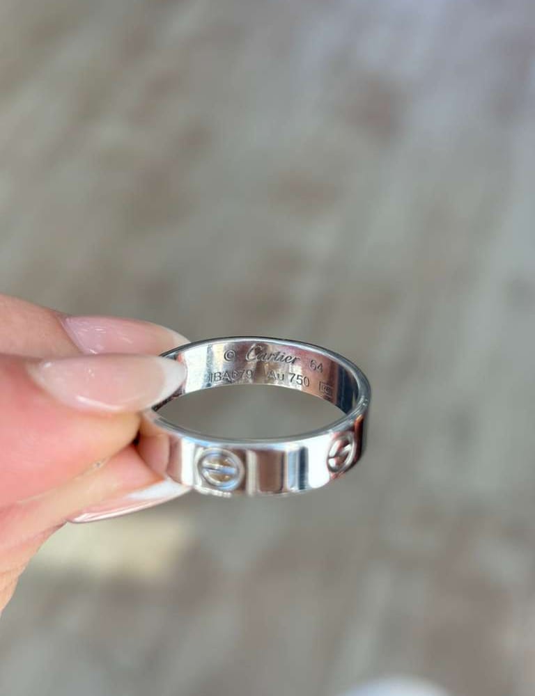 Cartier Mens Band 18k Love Ring