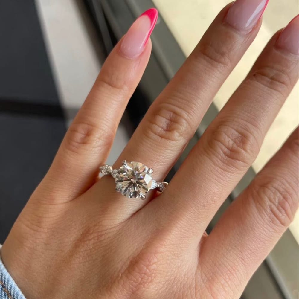 14kwg A. JAFFE LGD RB 3.33 E VS2 IGI # LG650401666 NSD 7.26gr 1.5ct natural side stones