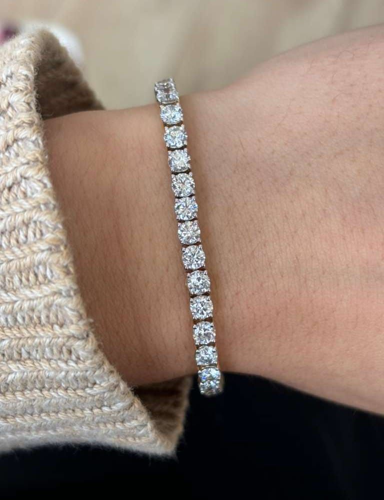 10k YG 10ctw LGD Tennis Bracelet 15.3g